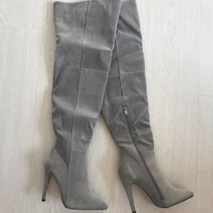 Gray suede effect thigh high boots 9
